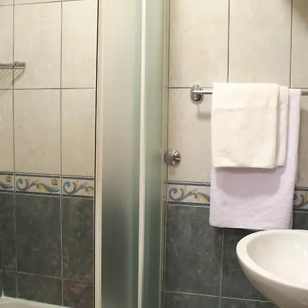 Culav Daire Makarska